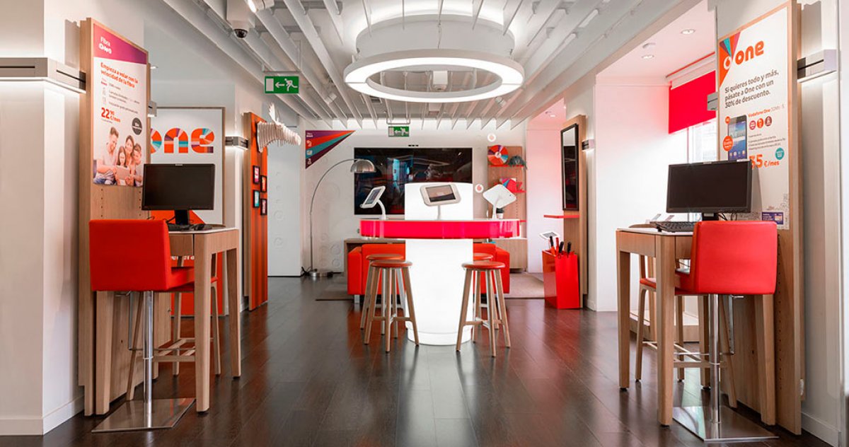 KRION® reinventa il Flagship store Vodafone Puerta del Sol